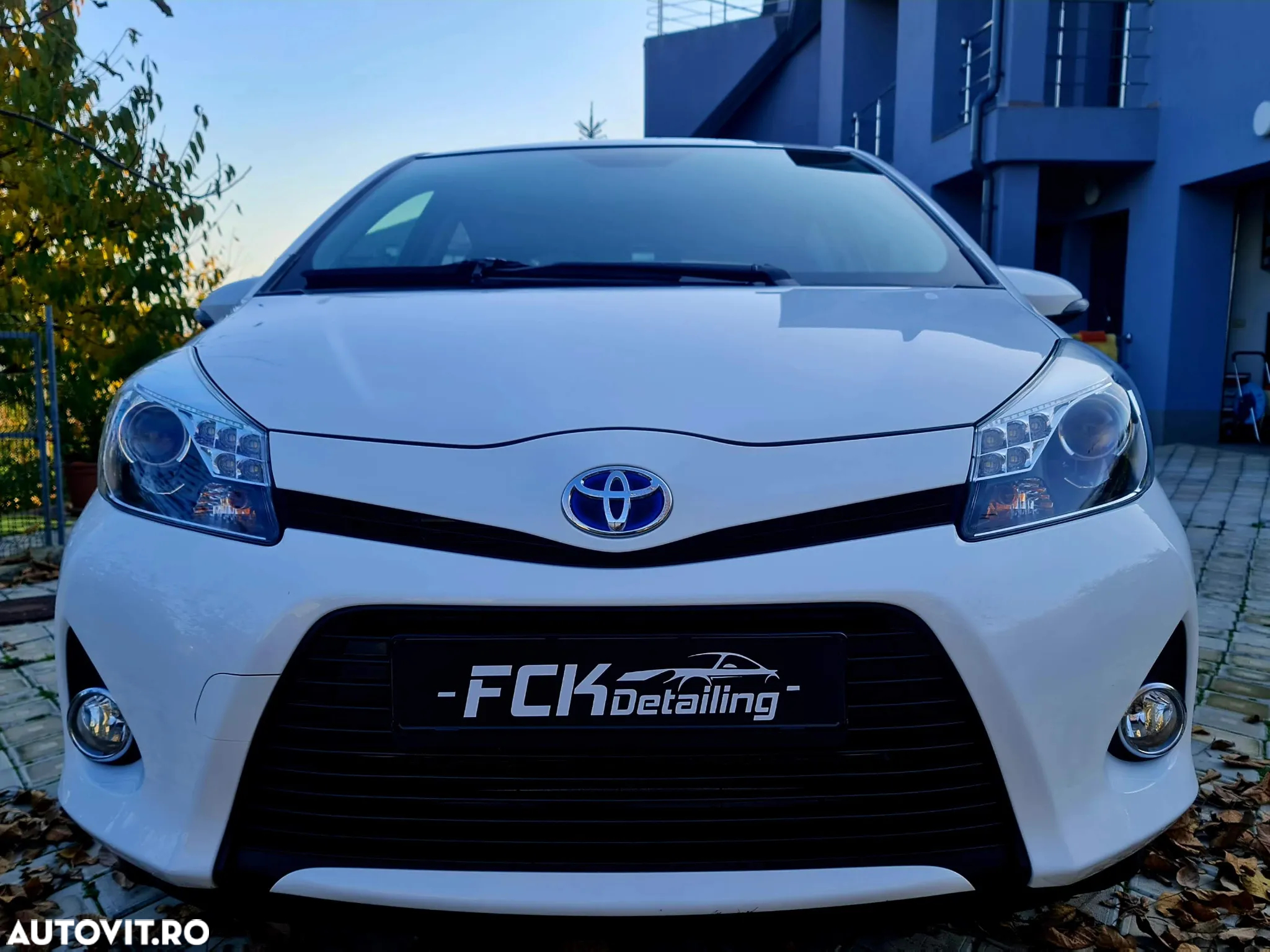 Toyota Yaris - 4
