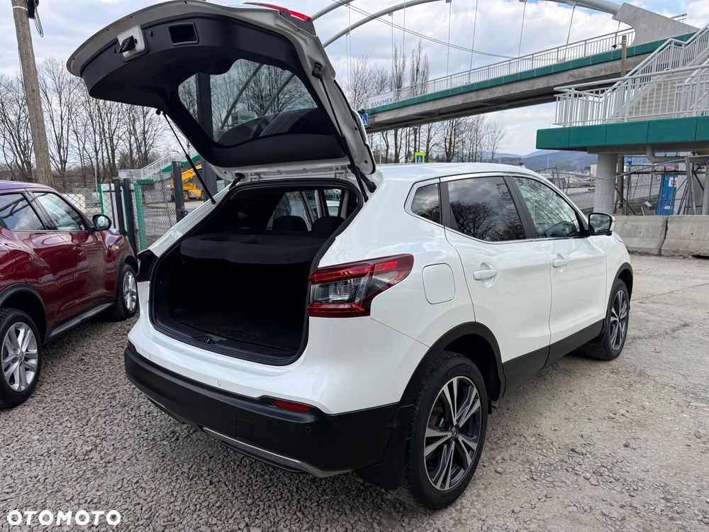 Nissan Qashqai 1.3 DIG-T Tekna - 10