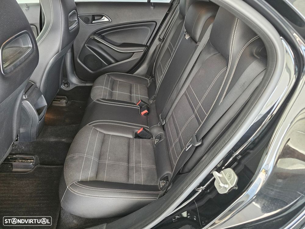 Mercedes-Benz A 160 d AMG Line Aut. - 16