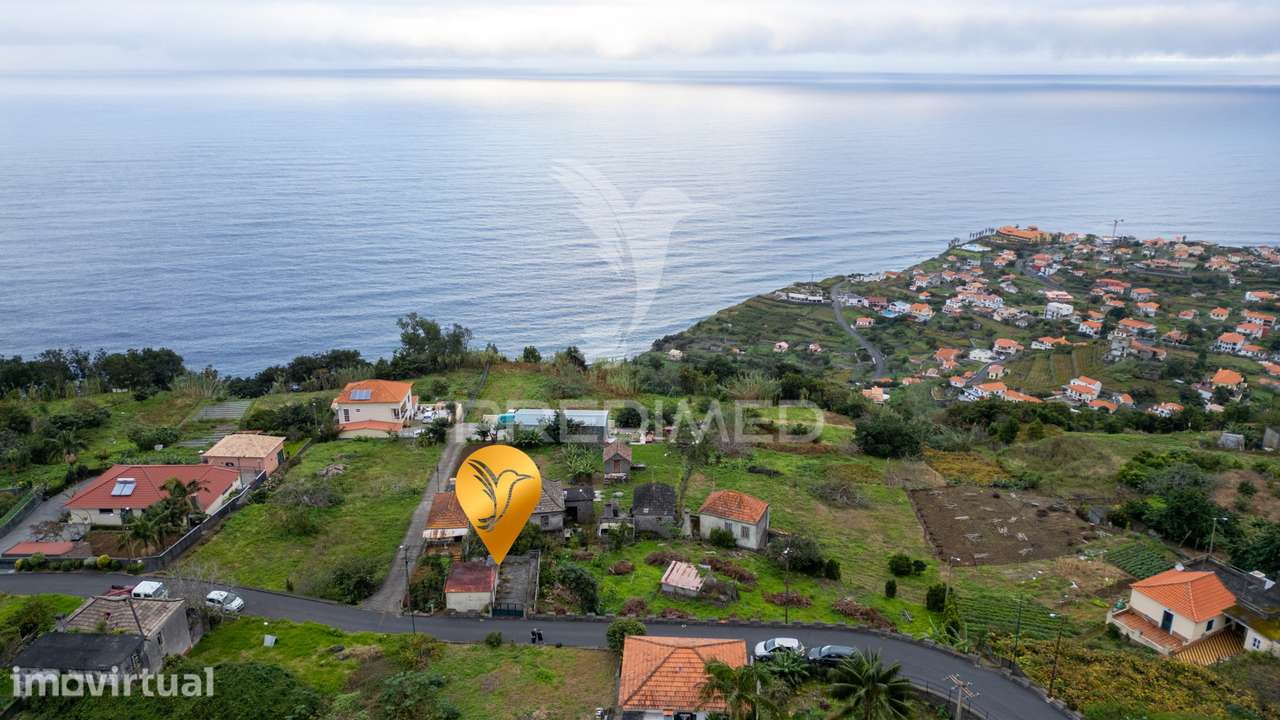 Moradia T2 para Recuperar + Palheiro na Ponta Delgada - Ilha da Mad... - Grande imagem: 5/25