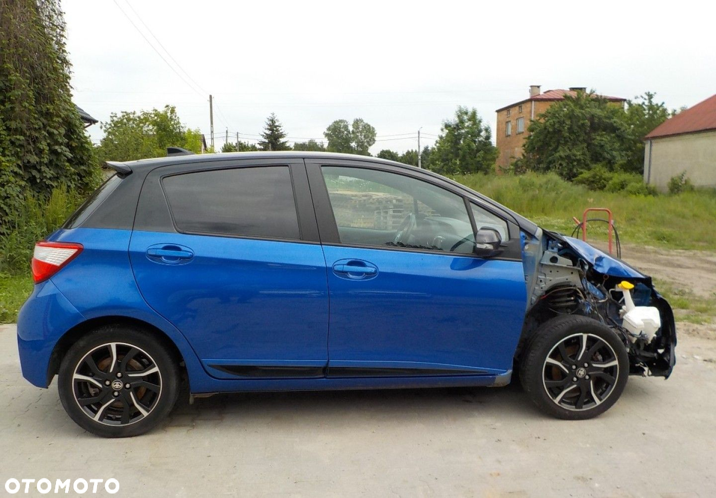 Toyota Yaris - 16