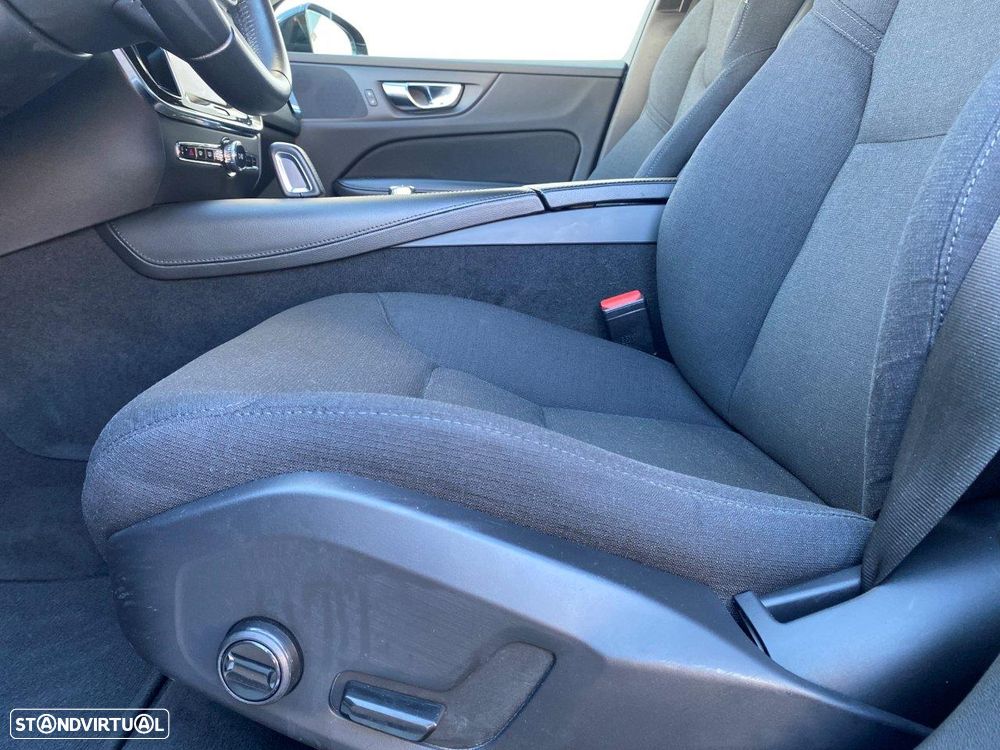 Volvo V60 2.0 T6 AWD TE Inscription Expression - 40