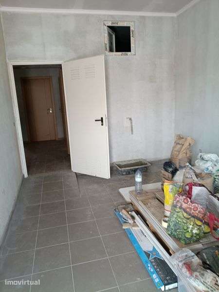 Moradia V2 remodelada em Alpiarça - Grande imagem: 4/11