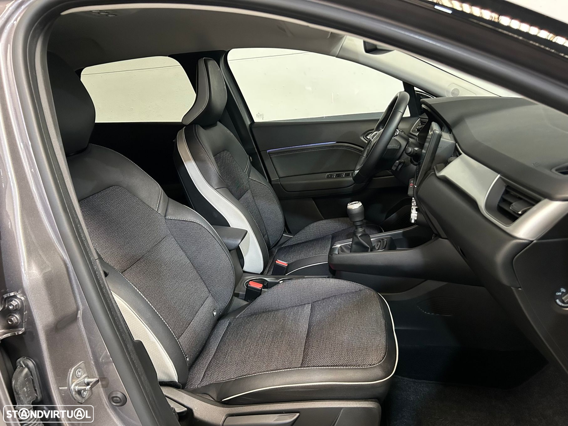 Renault Captur 1.0 TCe Techno - 19