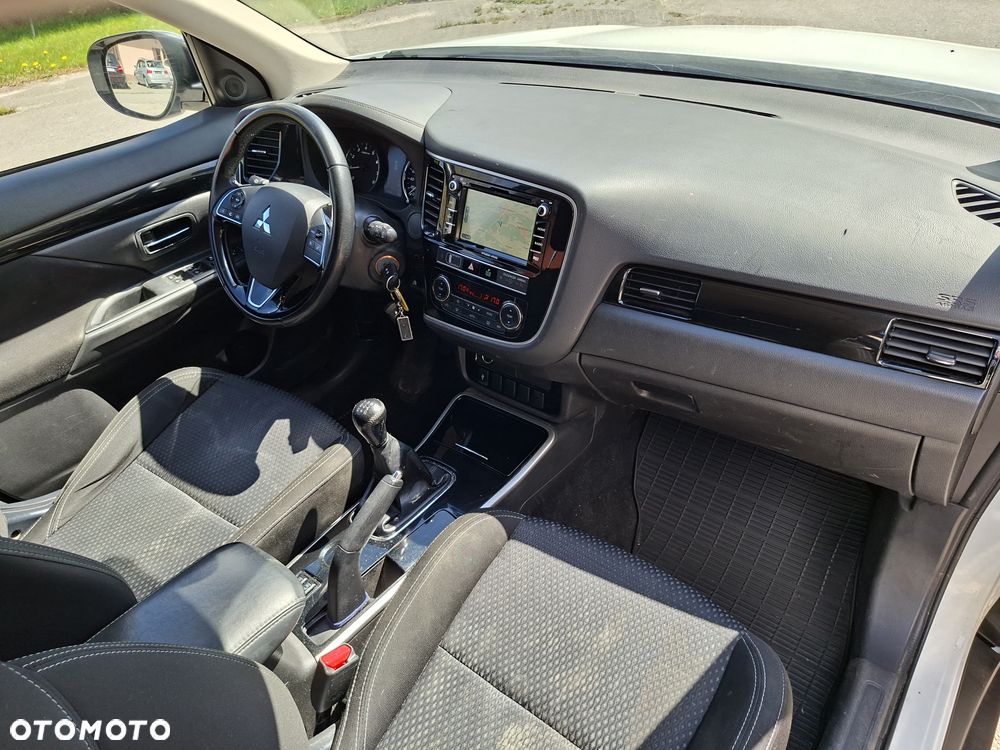 Mitsubishi Outlander 2.0 2WD - 11