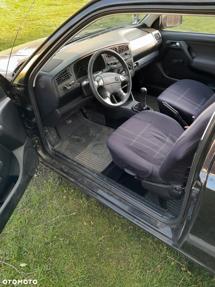 Volkswagen Golf 1.4 CL - 6