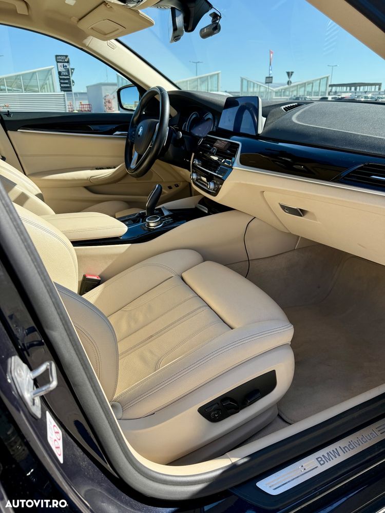 BMW Seria 5 530e iPerformance Aut. Sport Line - 7