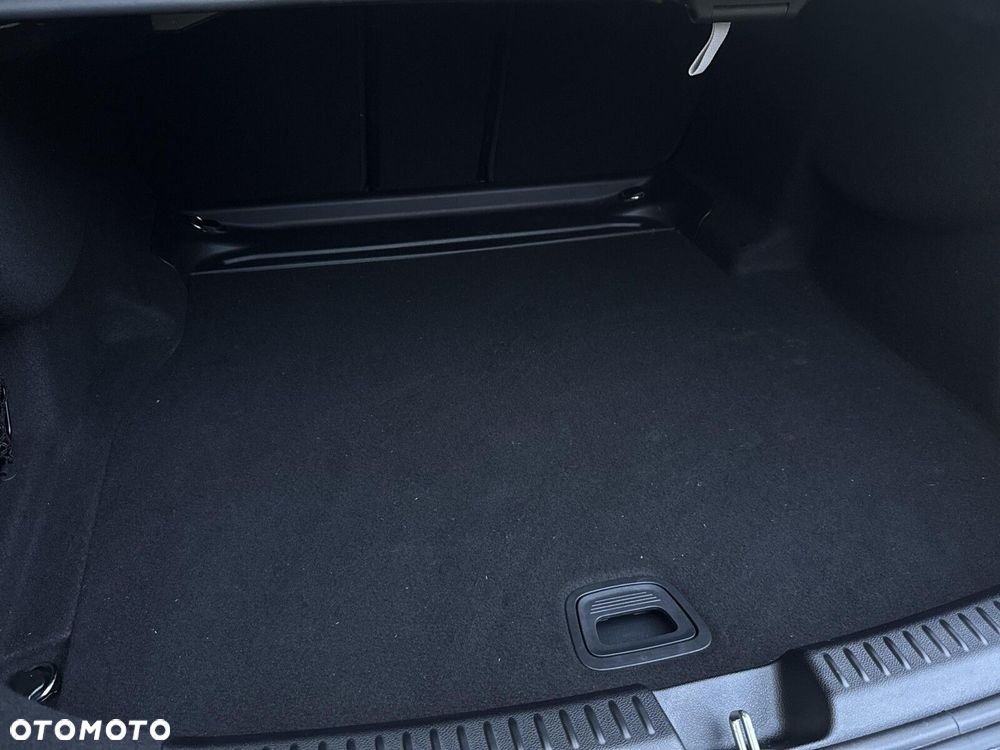 Mercedes-Benz Klasa E - 10