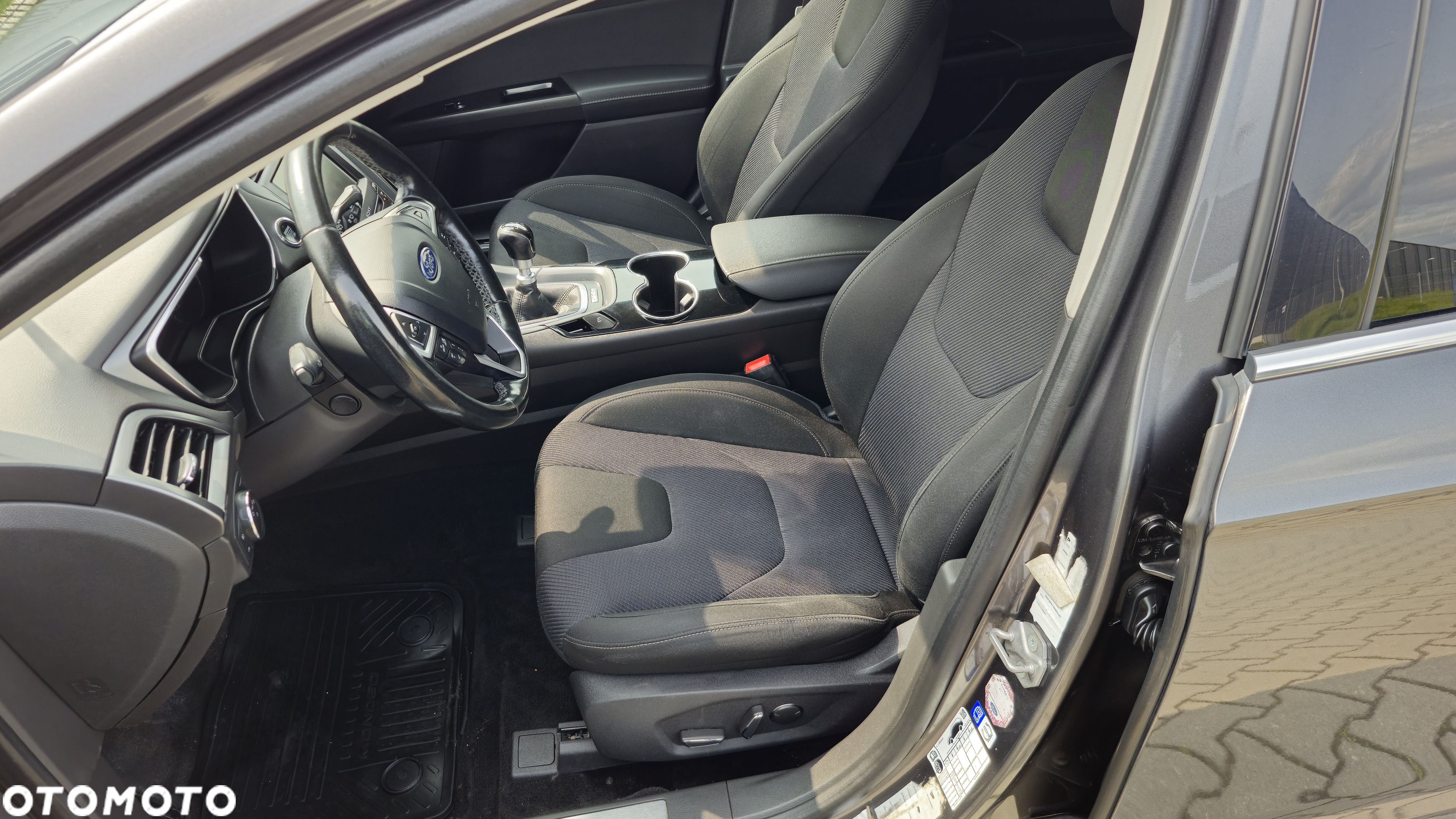 Ford Mondeo 2.0 TDCi Titanium - 30