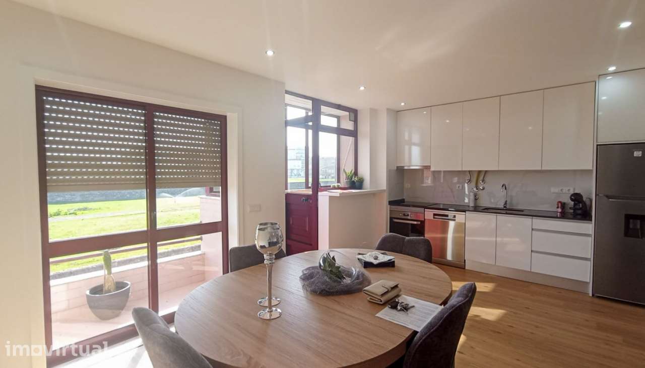 Venda de Apartamento T2+1 remodelado, Caxinas, Vila do Conde - Grande imagem: 5/18