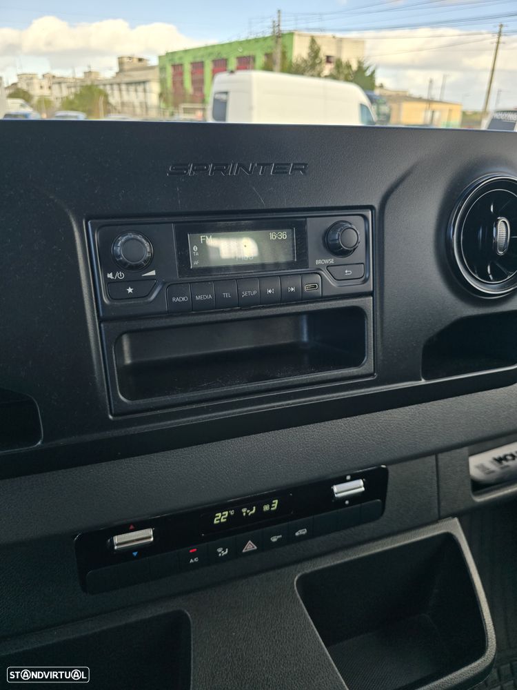 Mercedes-Benz Sprinter 517 cabine dupla - 9