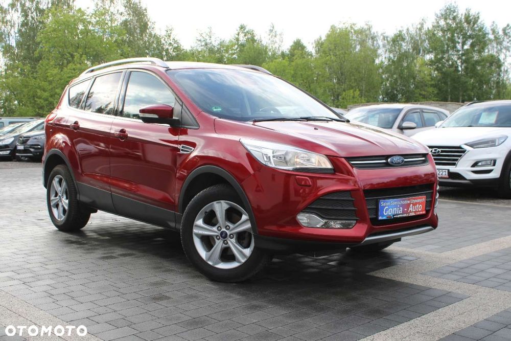 Ford Kuga 1.5 EcoBoost 2x4 Titanium - 8