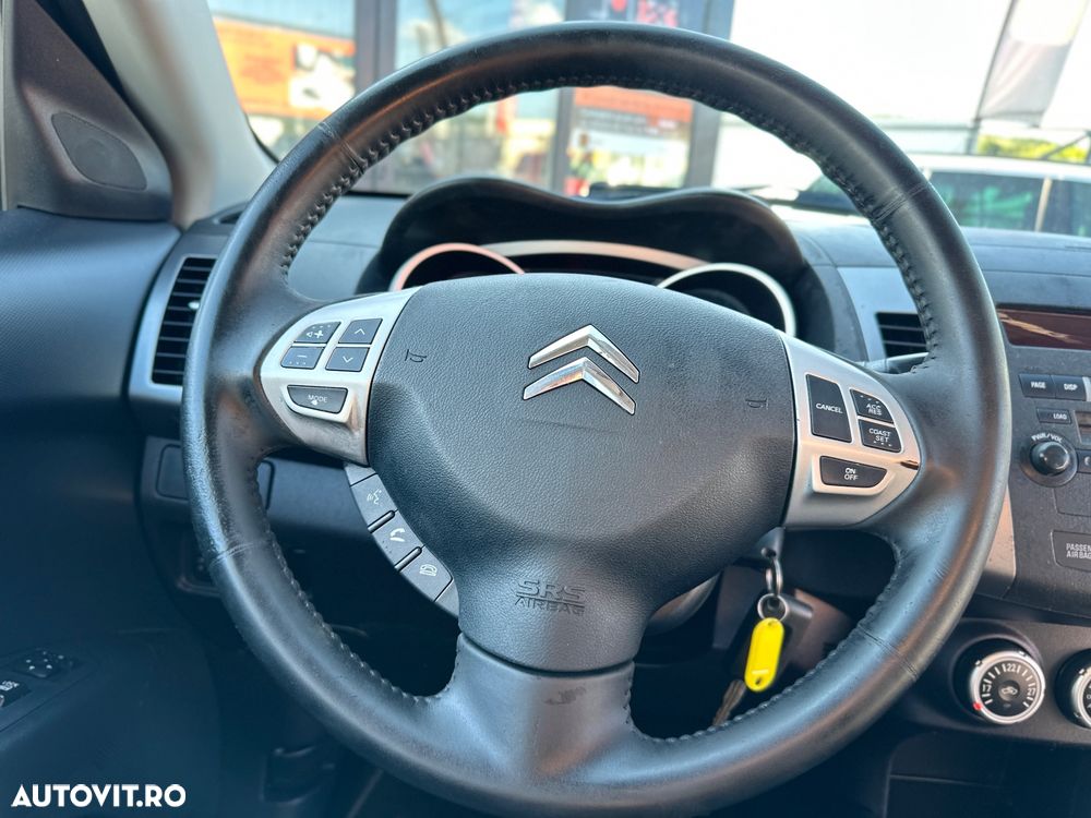 Citroën C-Crosser 2.2 HDI Confort - 16