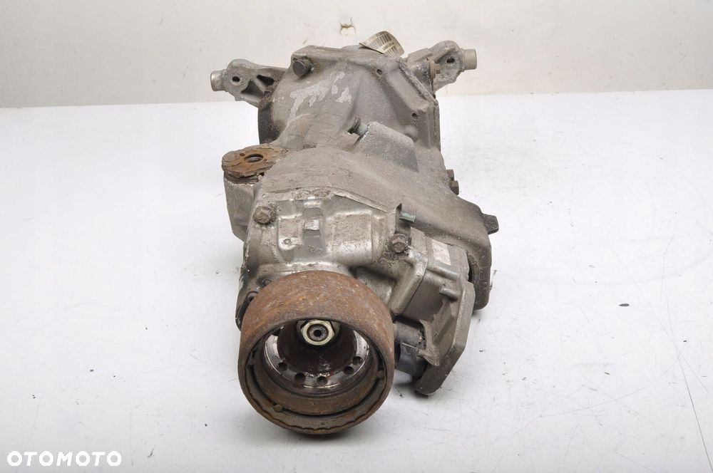 VOLVO V50 2.5 T DYFERENCJAŁ MOST DYFER 1216622  8675376 - 6