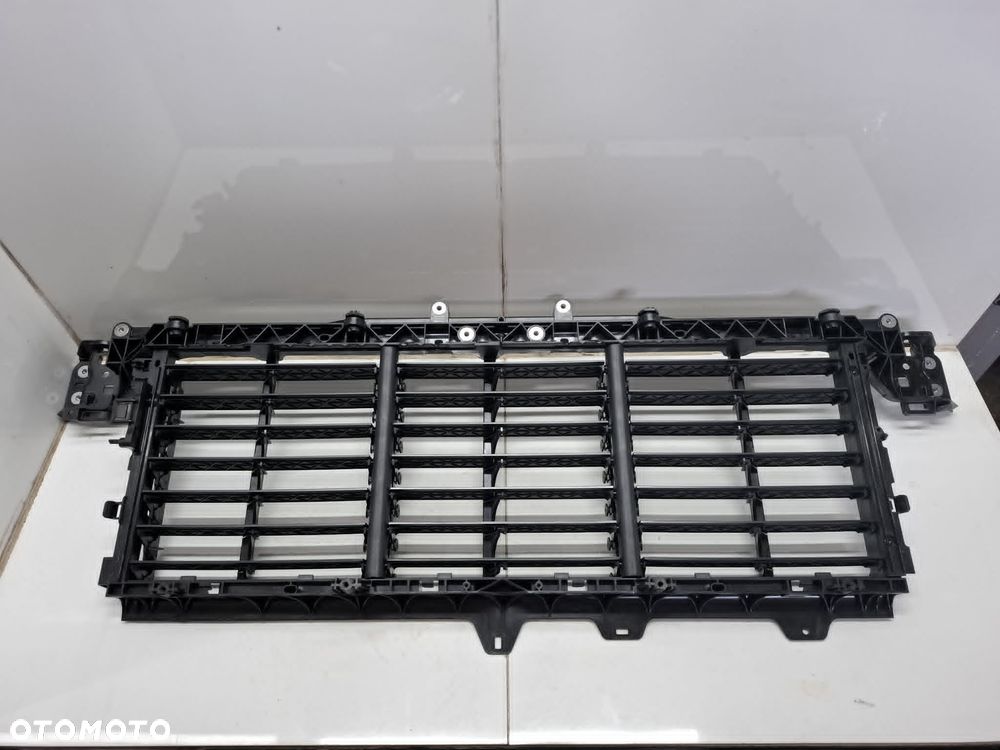 KIEROWNICA ŻALUZJA POWIETRZA DOLOT WLOT PORSCHE CAYENNE 9Y0 III 9y0122519