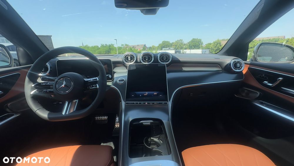 Mercedes-Benz GLC 300 de 4-Matic AMG Line - 9