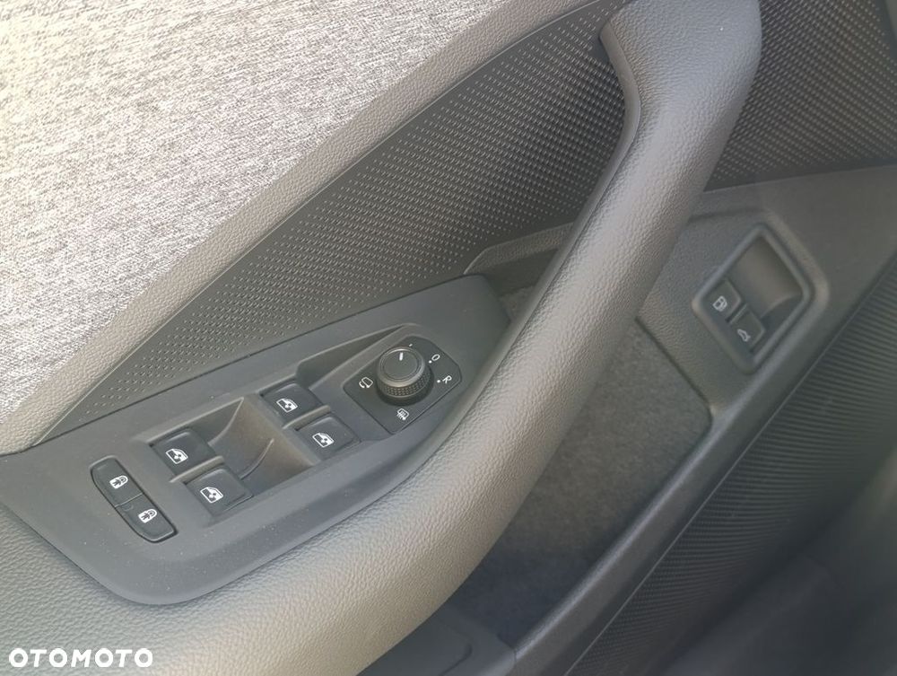 Skoda Superb 1.5 TSI Plug-in Hybrid Selection DSG - 19