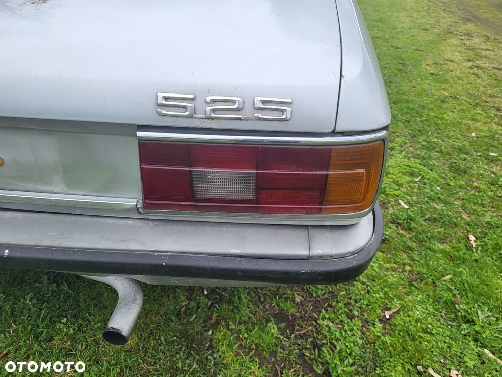 BMW Seria 5 525 - 13