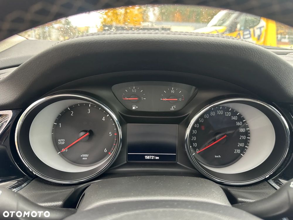 Opel Insignia - 13