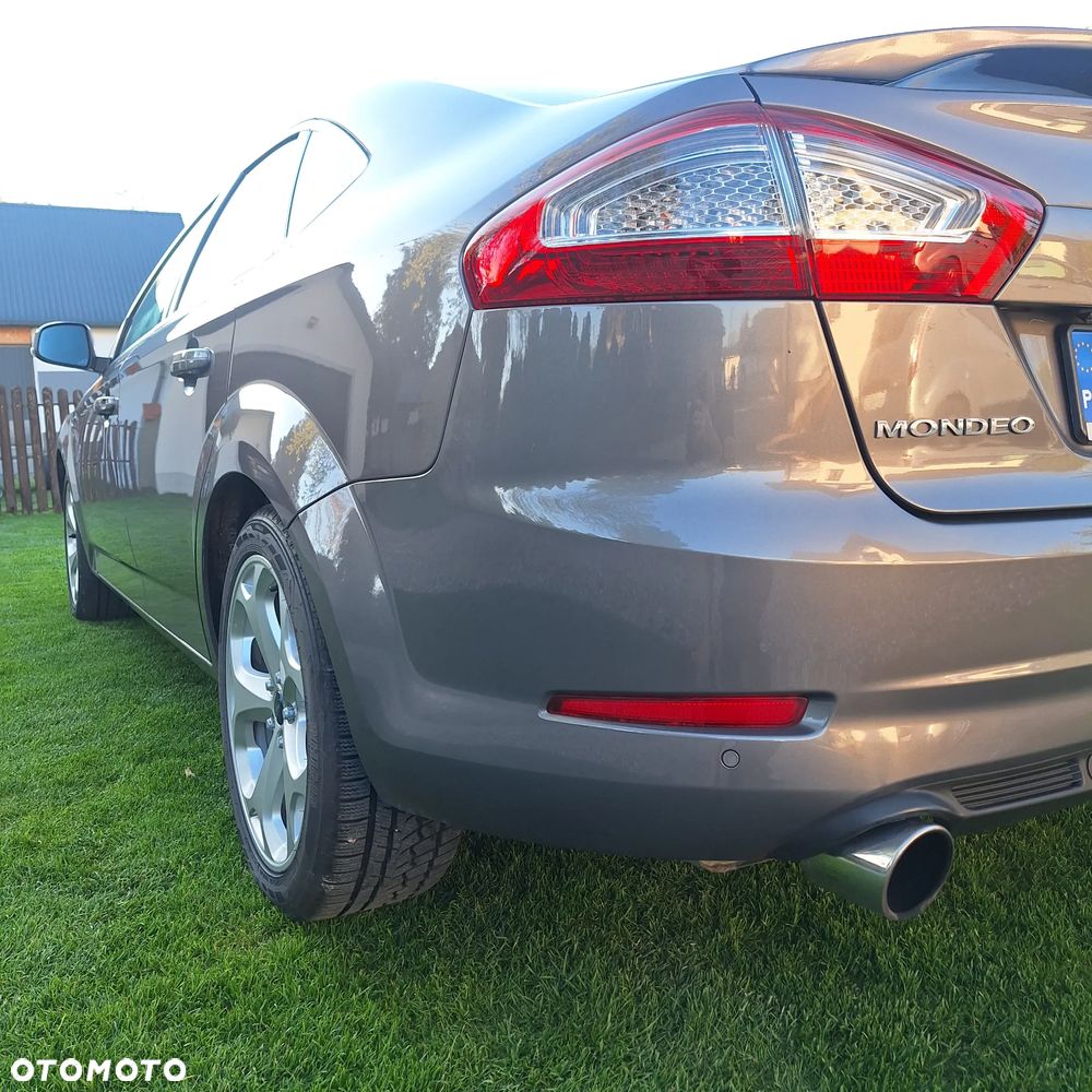 Ford Mondeo 1.6 T Gold X Plus - 20