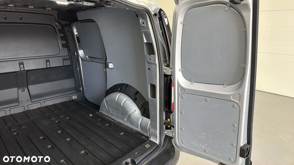 Volkswagen Caddy - 18