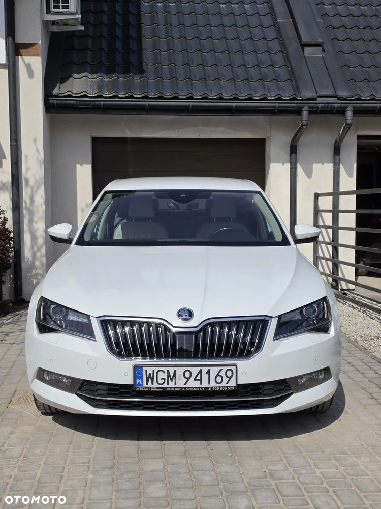 Skoda Superb 2.0 TSI Style DSG - 11