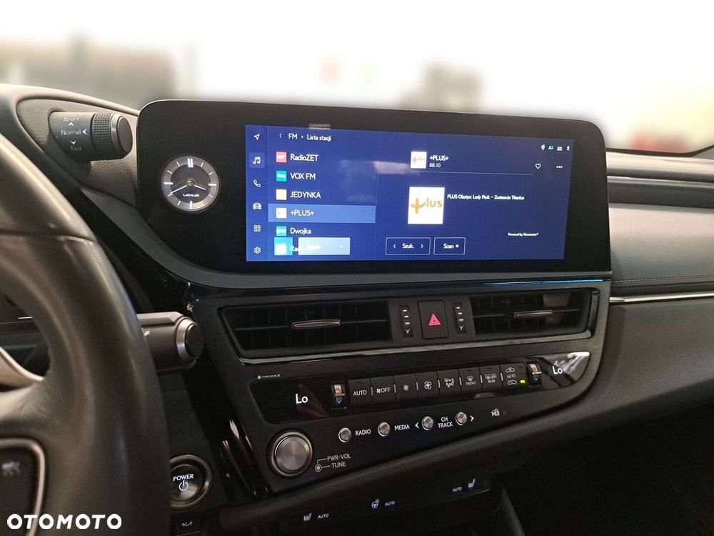 Lexus ES - 14