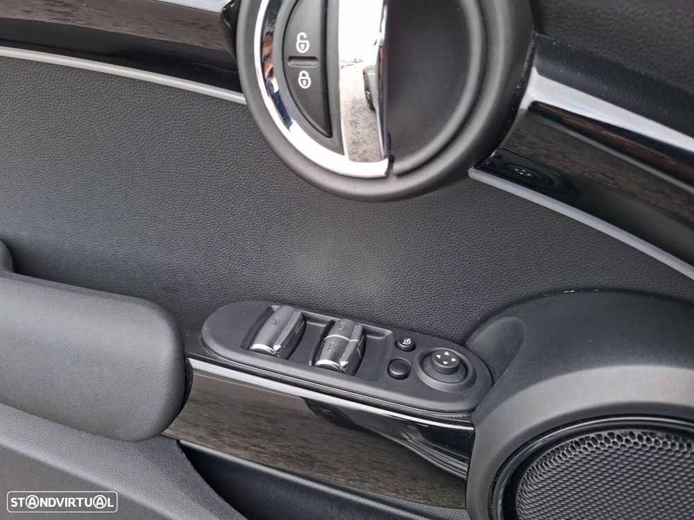 MINI Cabrio Cooper Premium Extra JCW Auto - 19