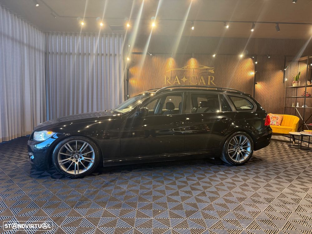 BMW 320 d Navigation Sport - 3