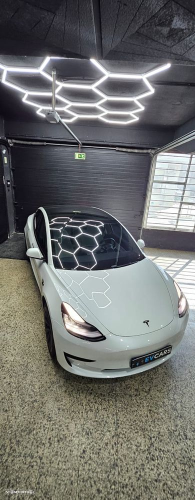 Tesla Model 3 Standard Range Plus RWD - 40