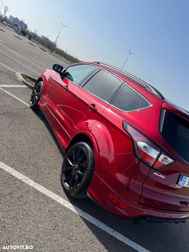 Ford Kuga 2.0 TDCi 4x4 Aut. ST-Line - 10