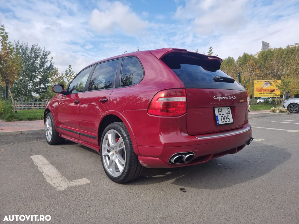 Porsche Cayenne - 4