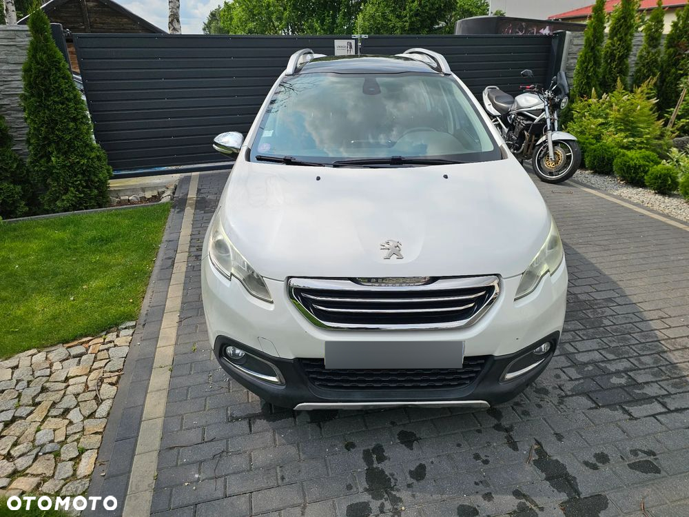 Peugeot 2008 1.2 VTi Allure - 2