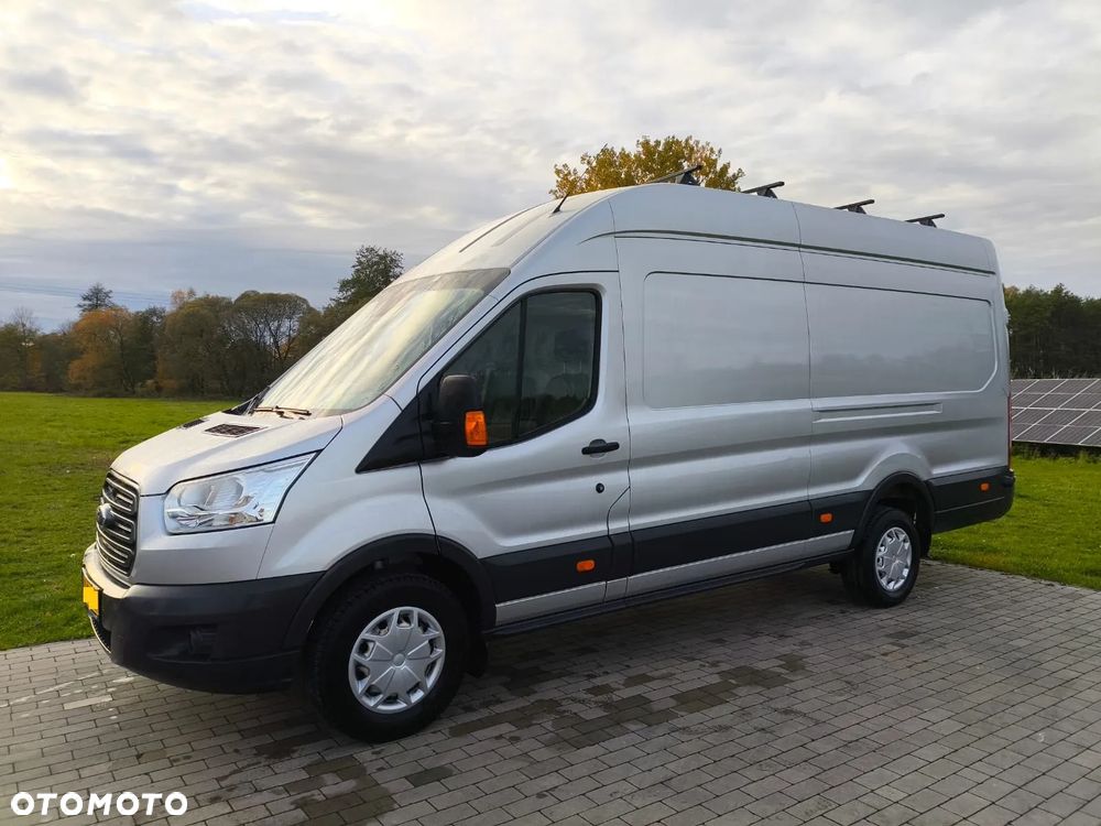Ford Transit - 1