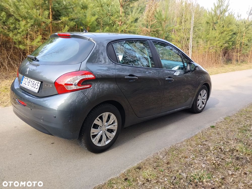 Peugeot 208 - 7