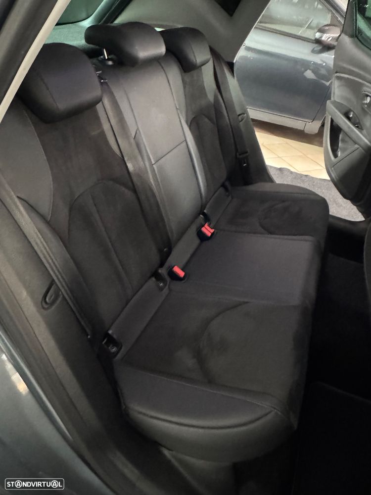 SEAT Leon 1.6 TDI Style Ecomotive - 15