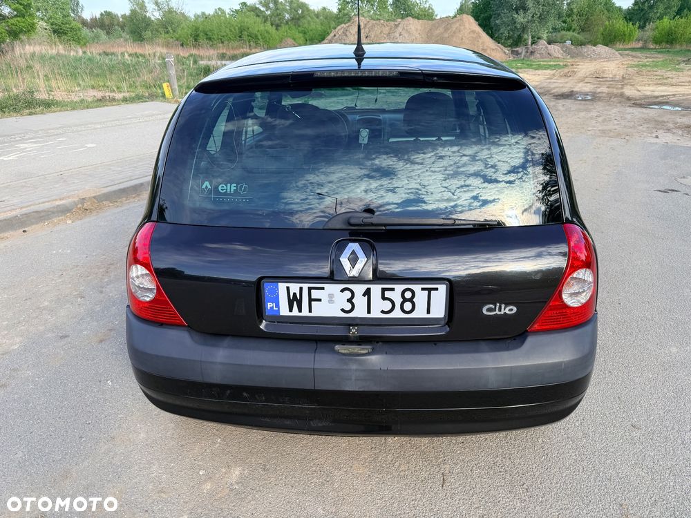 Renault Clio 1.4i RT 16V - 4