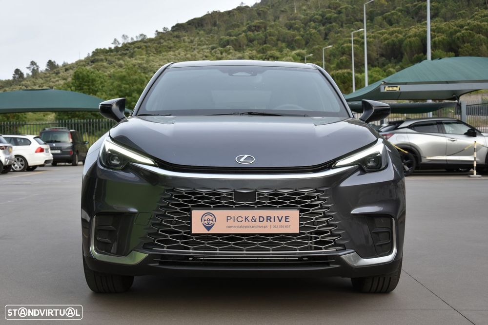 Lexus LBX Emotion - 5