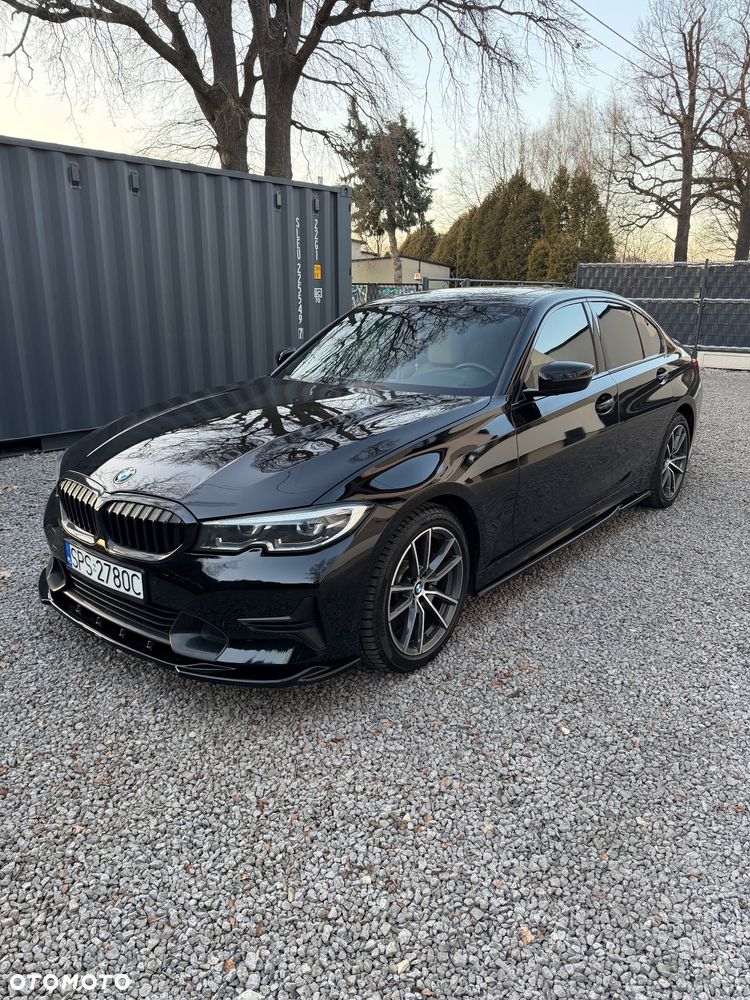 BMW Seria 3 330i - 3