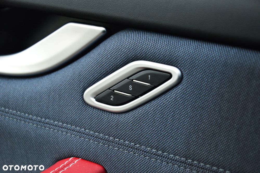 Maserati Levante Q4 - 17