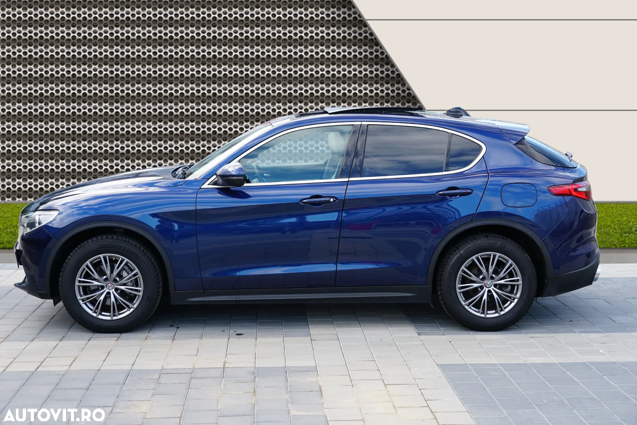 Alfa Romeo Stelvio - 3