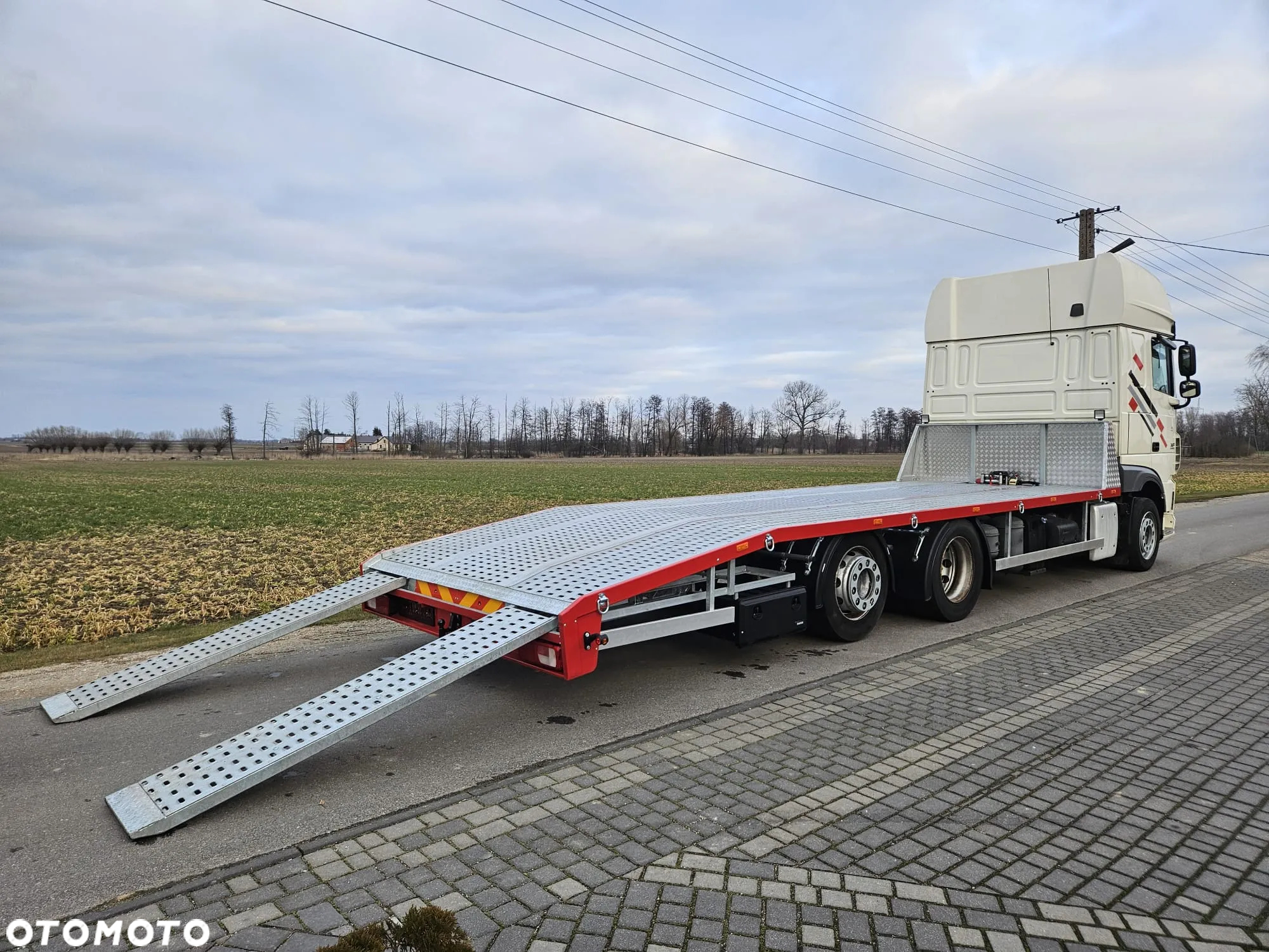 DAF XF / 6x2 / NOWA LAWETA 2025 R / NAJAZDY / WCIĄGARKA / POMOC DROGOWA / EURO 6 - 10