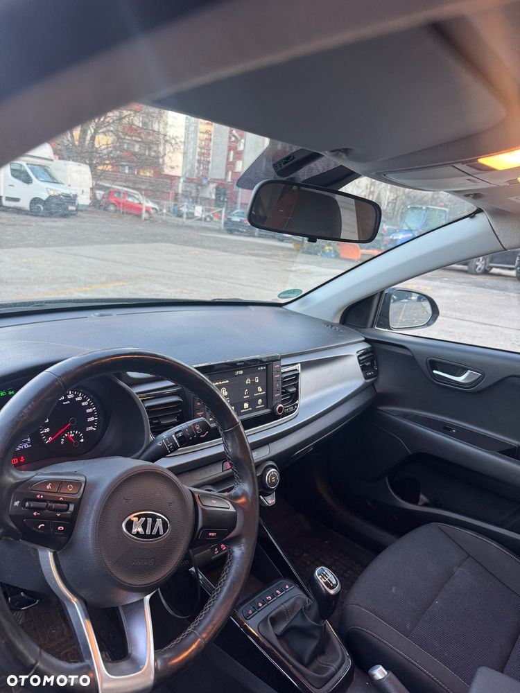 Kia Rio 1.0 T-GDI 100 Dream-Team Edition - 23