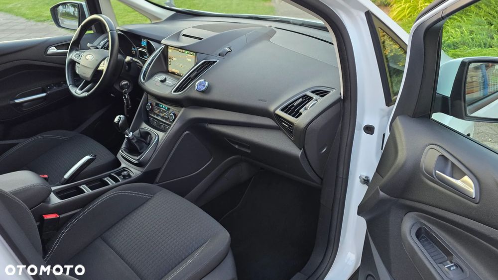 Ford C-MAX - 11