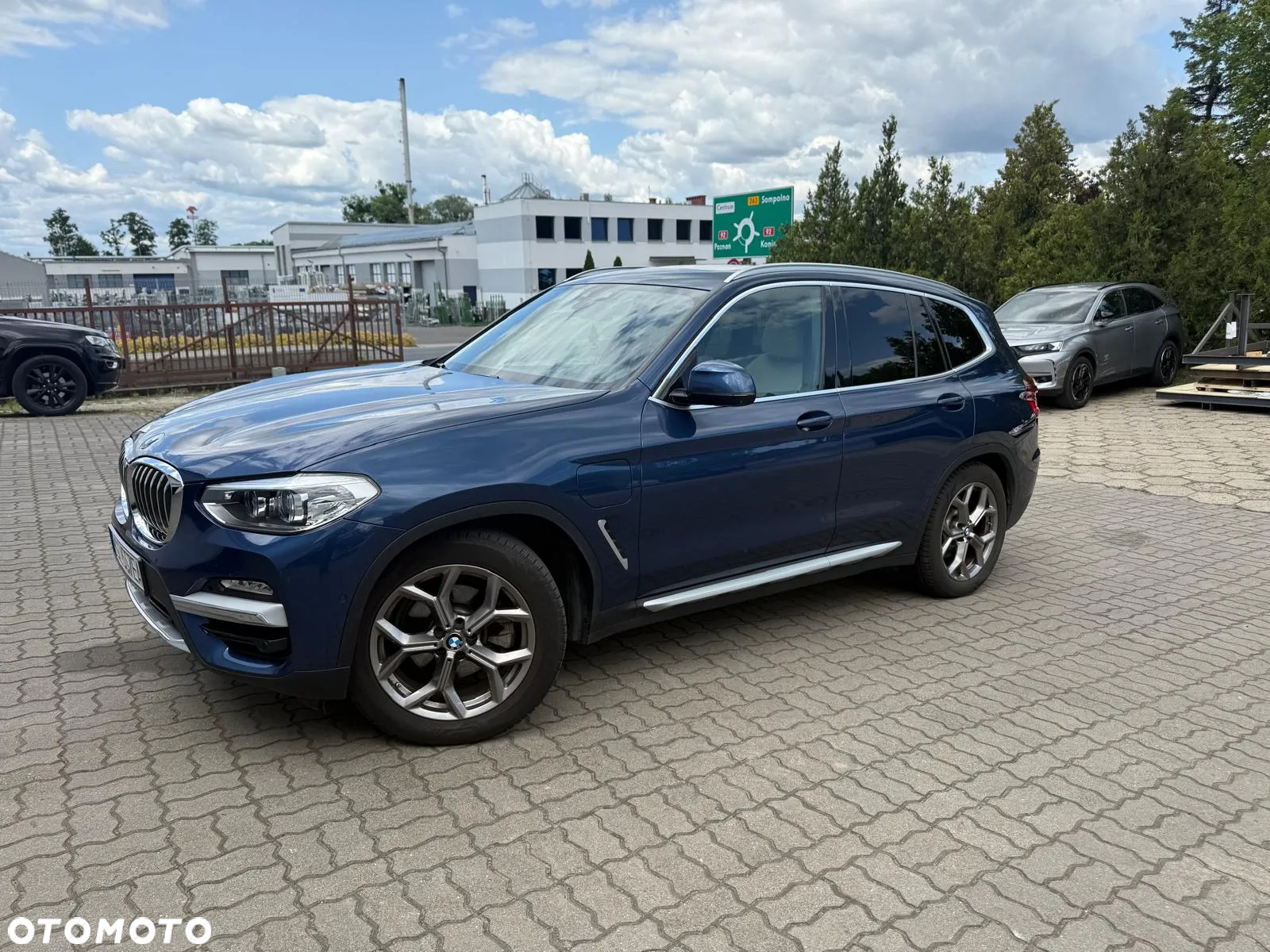 BMW X3 xDrive30e Luxury Line - 4