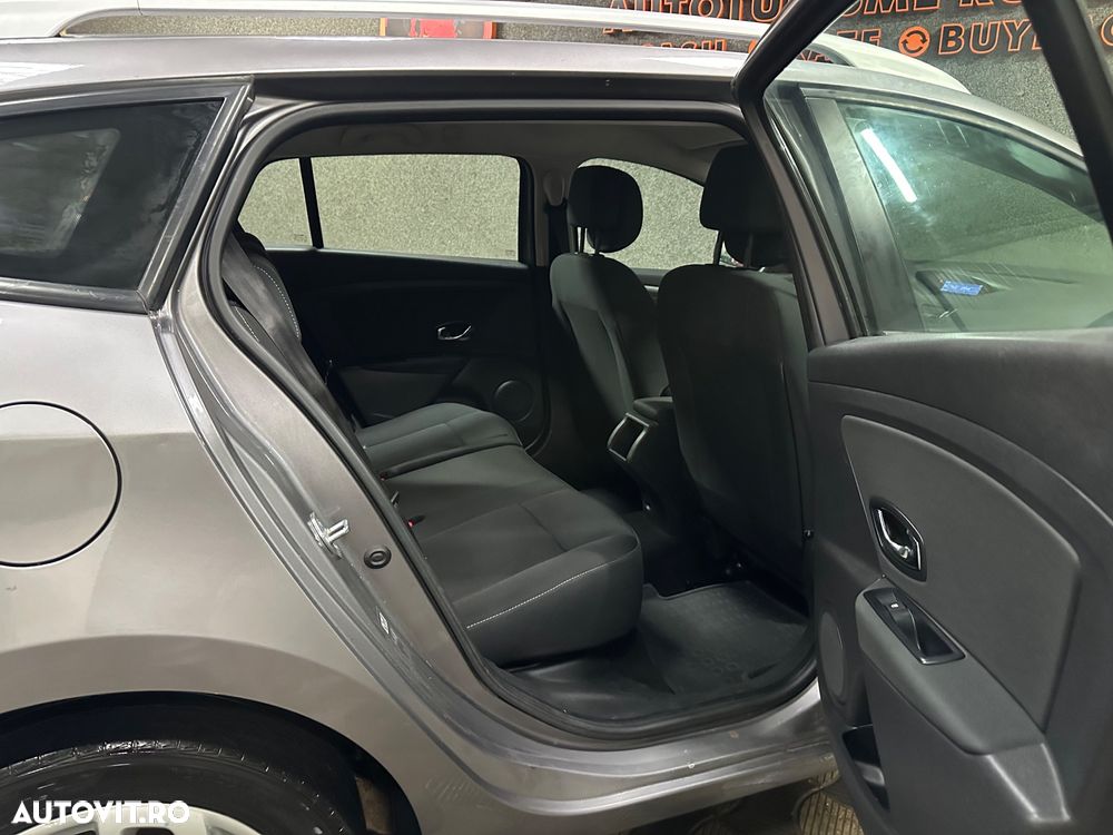 Renault Megane 1.5 dCi Dynamique - 7