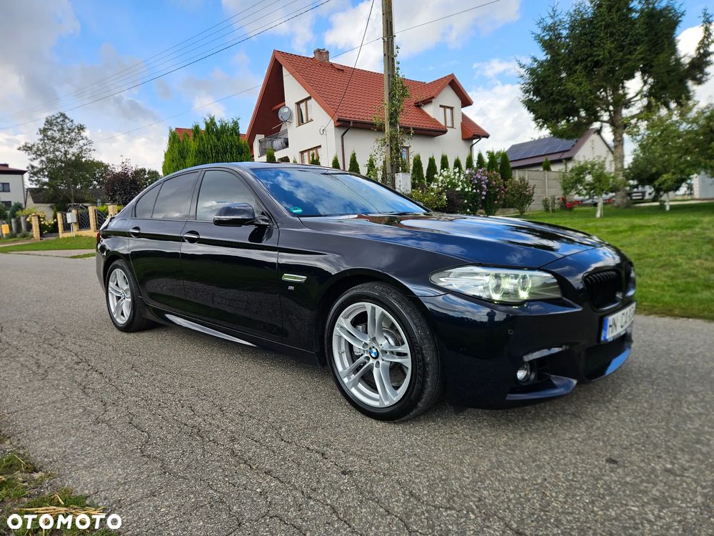 BMW Seria 5 520d M Sport - 12