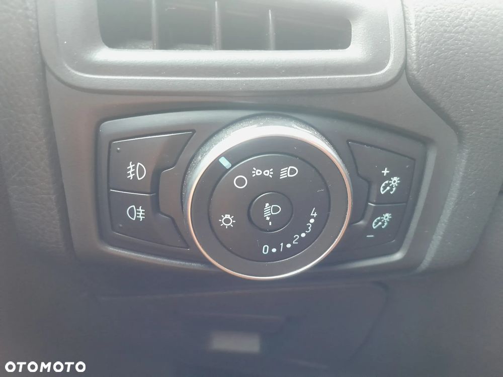 Ford Focus 1.5 TDCi Titanium - 25
