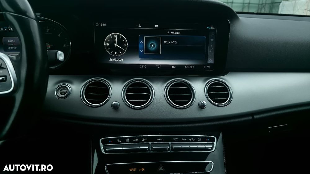 Mercedes-Benz E 200 d 9G-TRONIC - 36