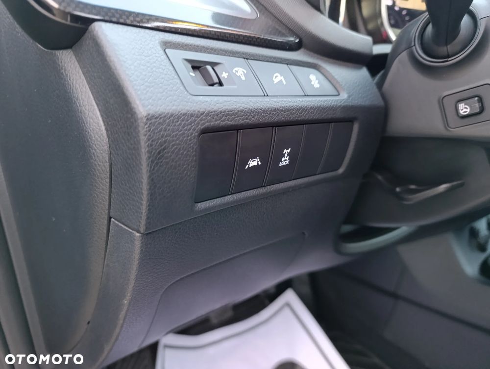 Hyundai Santa Fe blue 2.0 CRDI 4WD Premium - 29